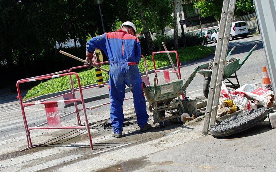 comment déboucher un évier La Ferté-Alais