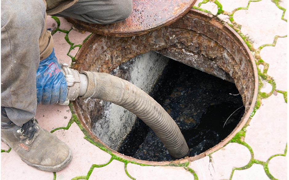 comment déboucher un évier La Ferté-Alais